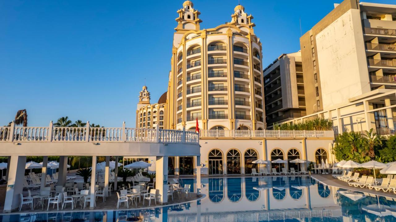 J'adore Deluxe Hotel&Spa Side Exterior foto